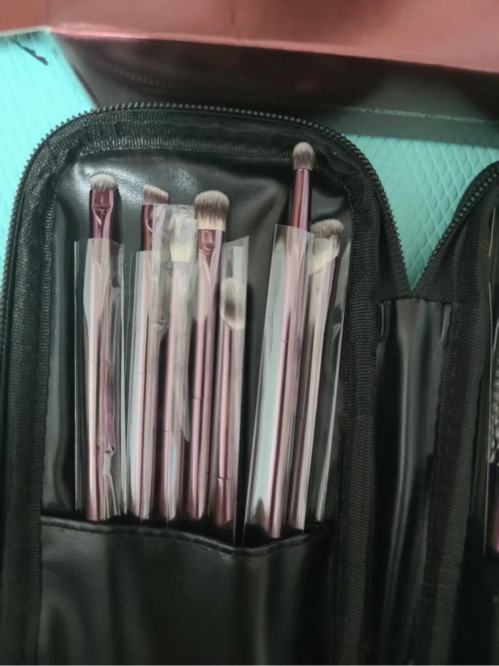 Hourglass Rose Gold Makeup Brush Set with Black Travel Case